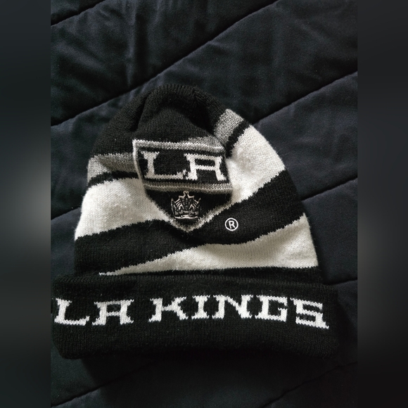 NHL Other - Los Angeles Kings Hockey Beanie